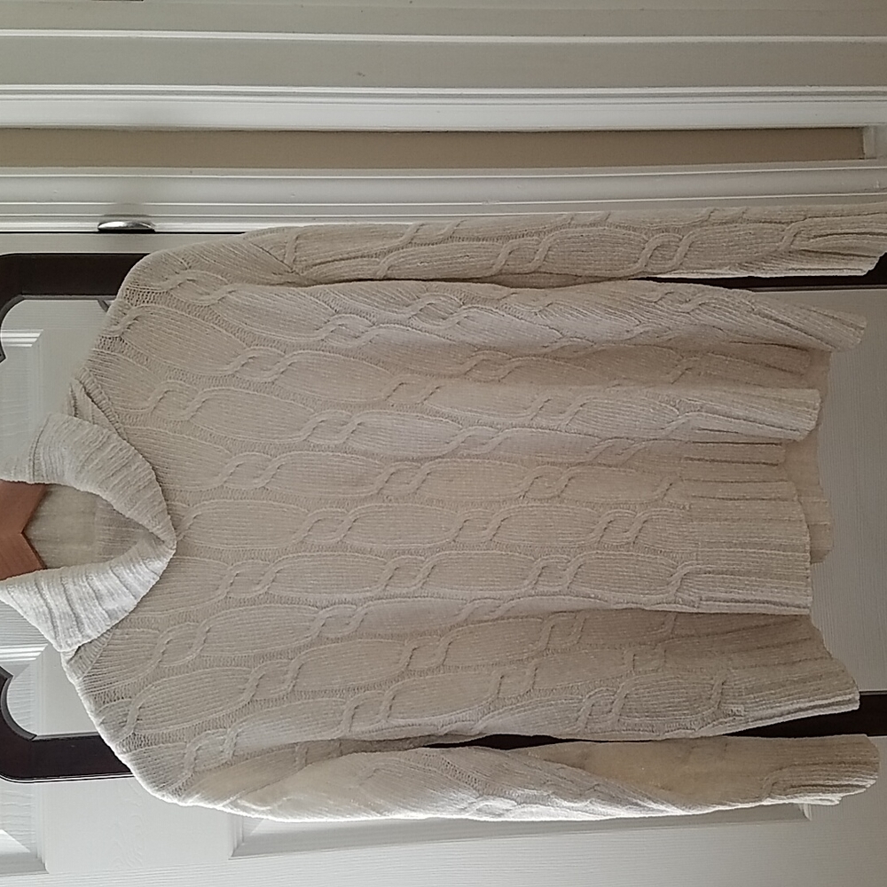 Liz Claiborn cream colored cable knit sweater with relaxed cowl neck